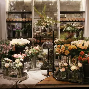 Petals & Poses' Photo-Ready Florals