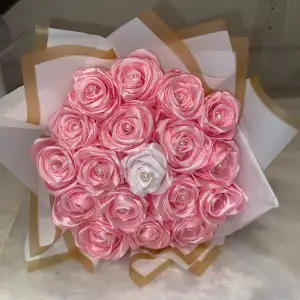 Rose & Ribbon